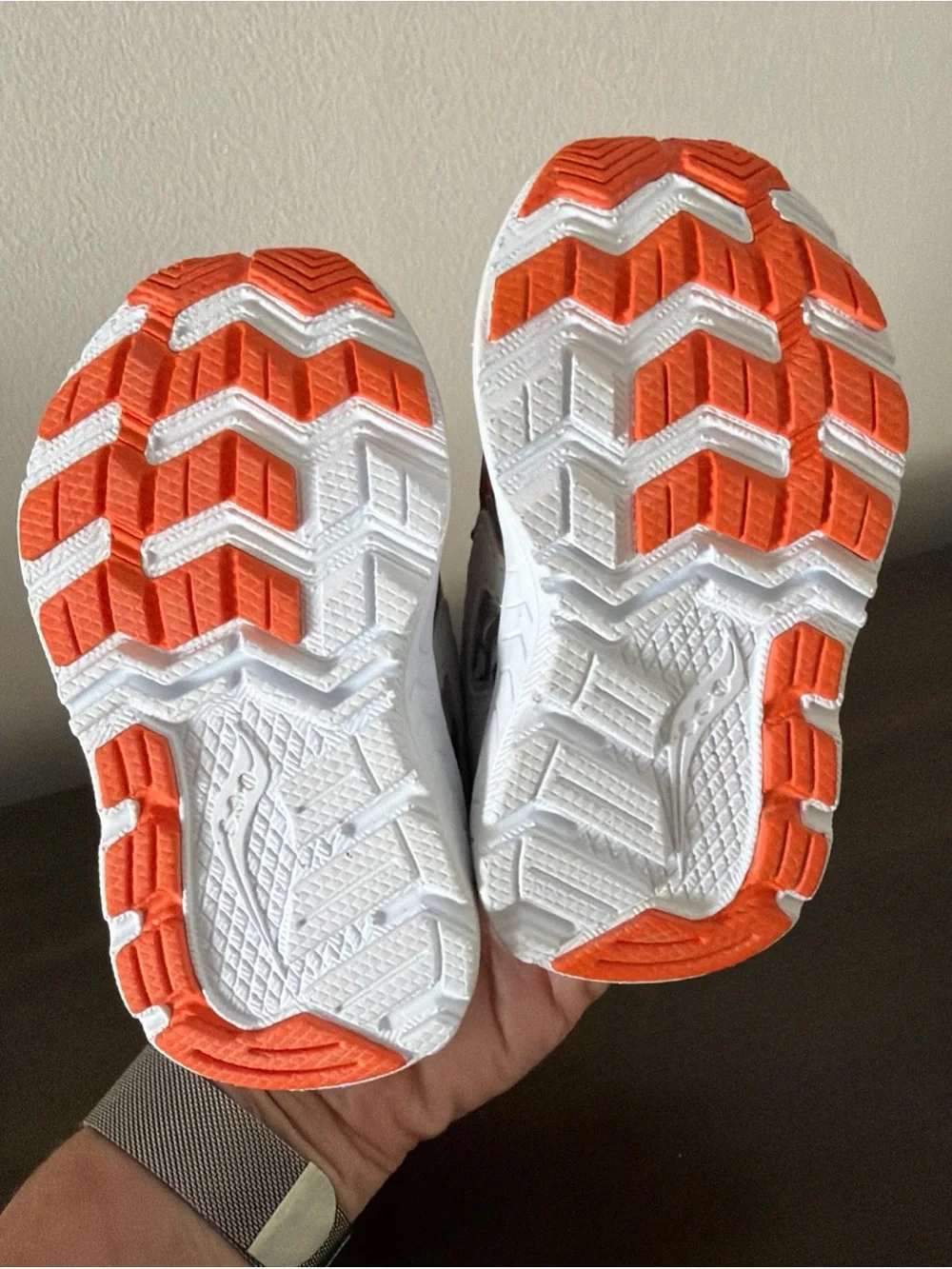 Saucony Flash Kids Shoes Sz 5 M Navy Orange Leather & Mesh NWOT